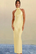 NALA | Elegante vestido largo de satén con escote halter