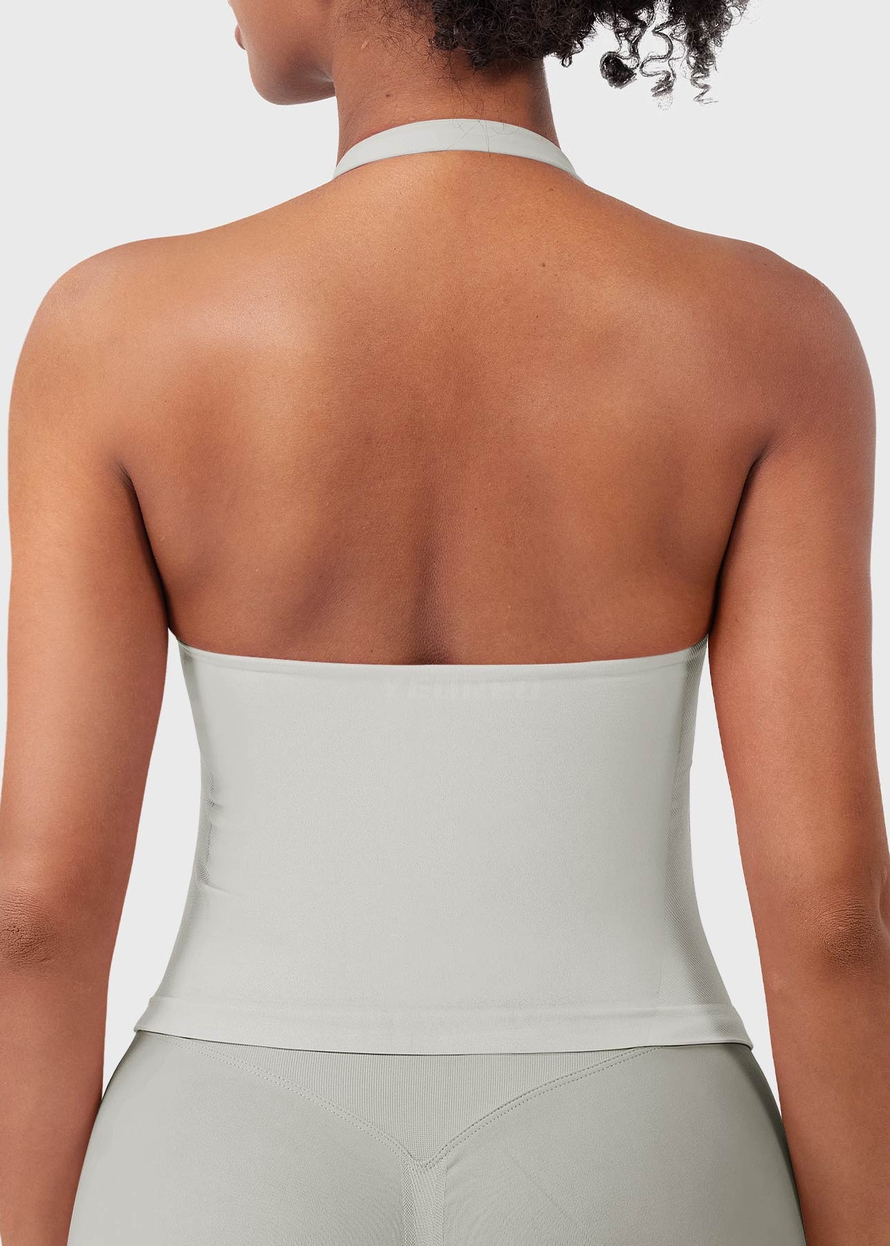 CAMISETA SPORT SIN MANGAS CON CUELLO HALTER