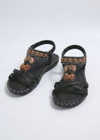 NADA | SANDALIAS ESTILO IBIZA QUE COMBINAN COMODIDAD Y ELEGANCIA