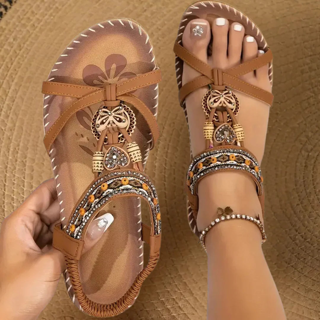 NADA | SANDALIAS ESTILO IBIZA QUE COMBINAN COMODIDAD Y ELEGANCIA