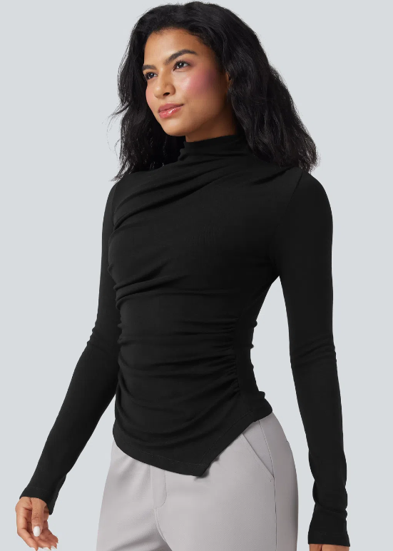 TOP DE CUELLO ALTO AJUSTADO