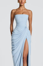 ANA | Vestido maxi elegante con drapeado y abertura alta