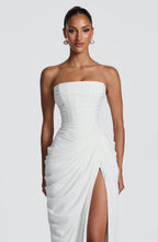 ANA | Vestido maxi elegante con drapeado y abertura alta