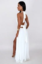 LOLA | Elegante vestido largo con cuello halter y abertura alta