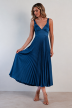 MALKA | Elegante vestido largo con una caída delicada
