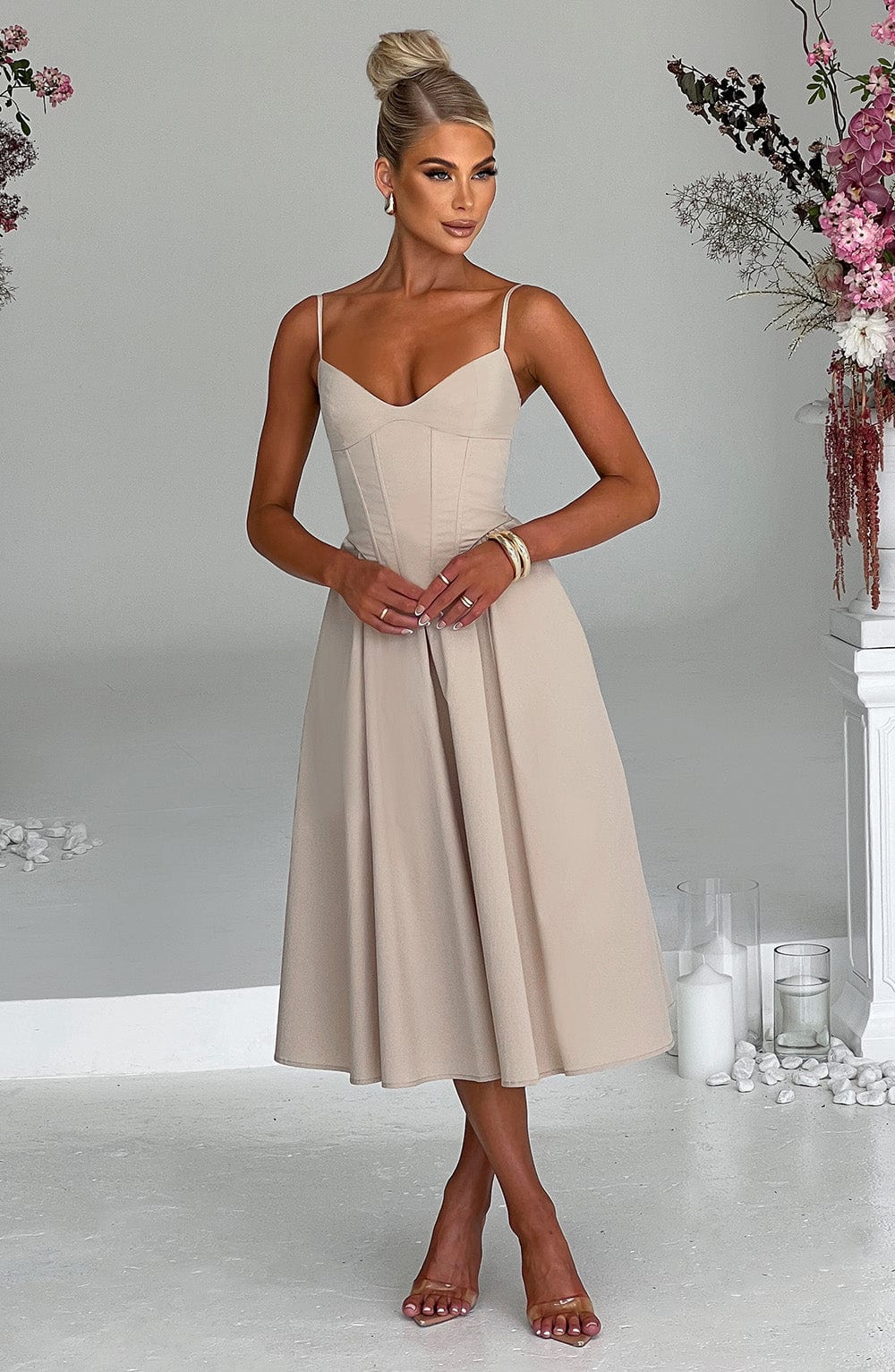MAITE | Elegante vestido midi estilo corsé