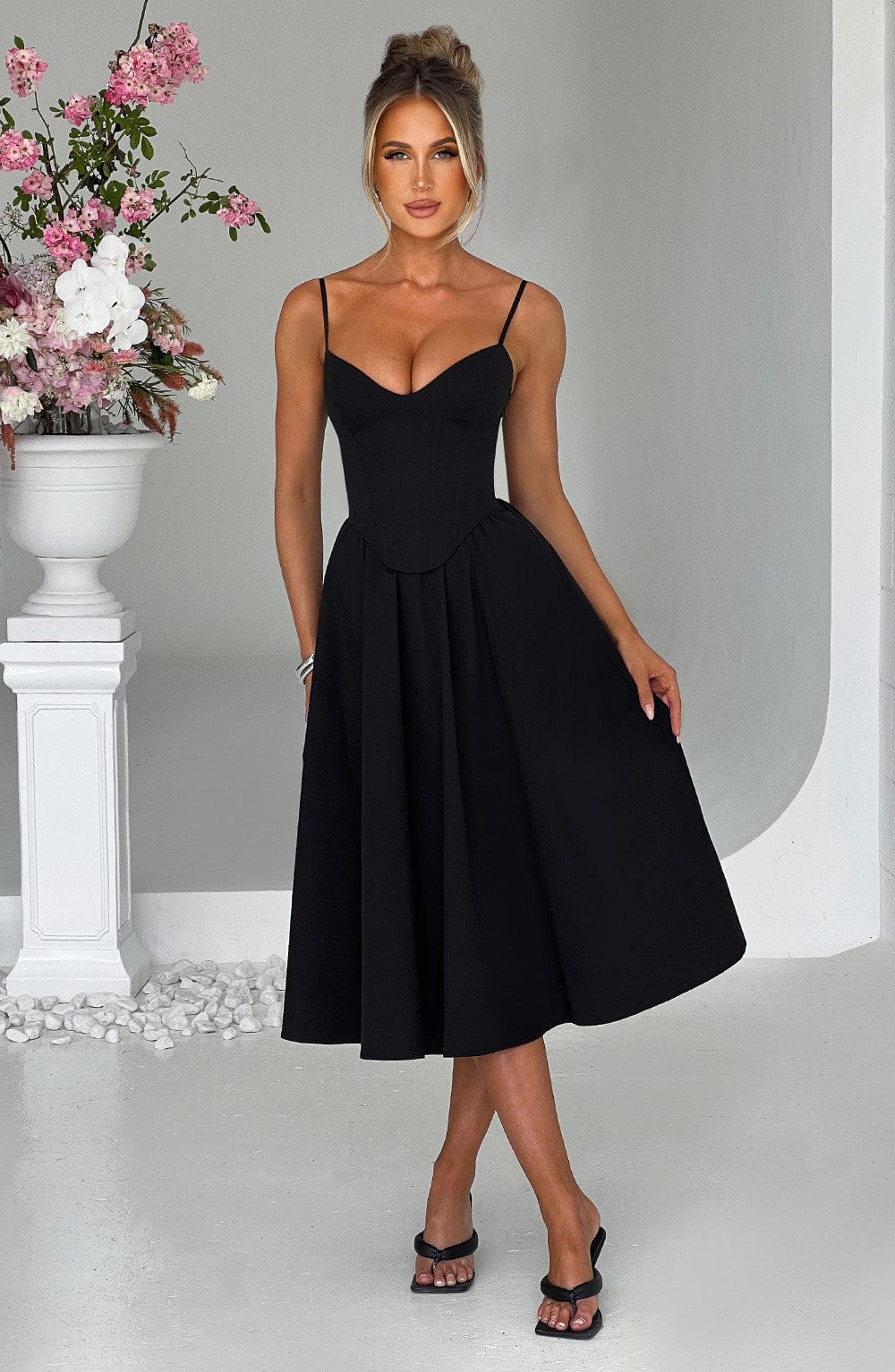 MAITE | Elegante vestido midi estilo corsé