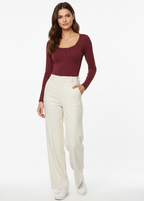 CAMISETA CON BOTONES PARA MUJER