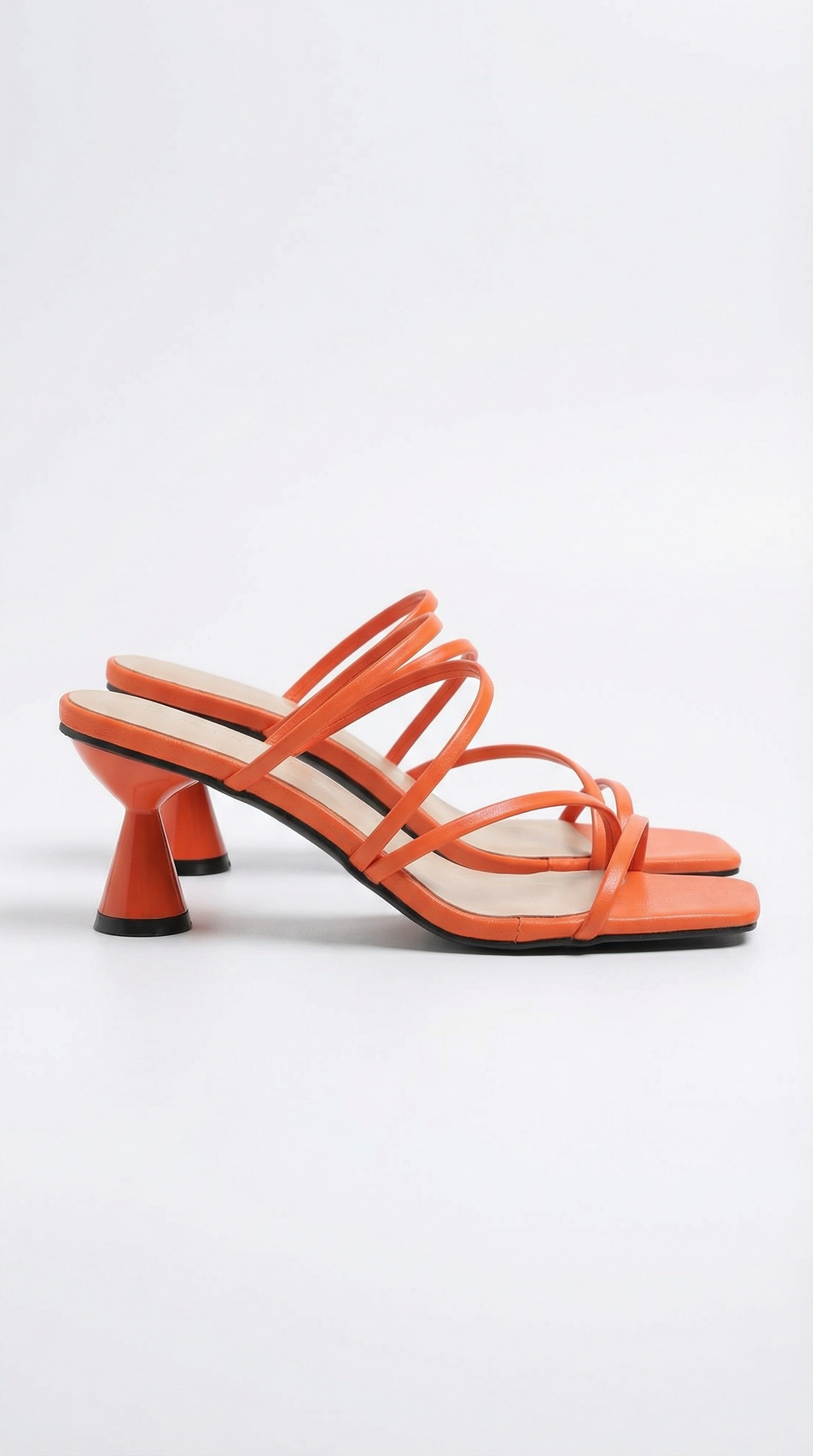 SANDALIAS DE TIRAS CON TACÓN STEPHANIE