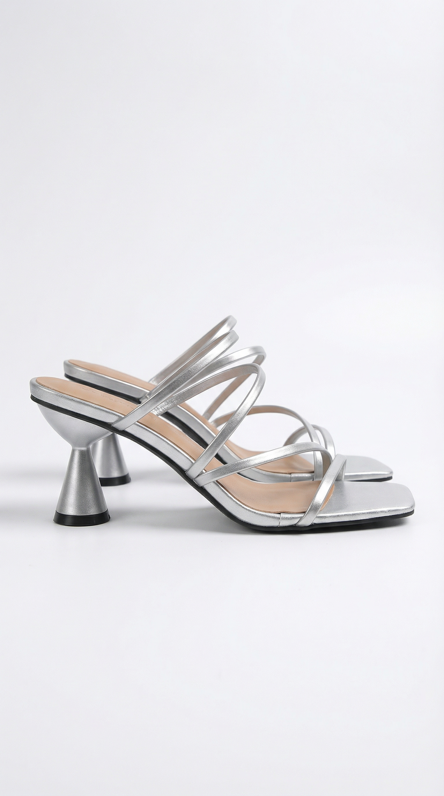 SANDALIAS DE TIRAS CON TACÓN STEPHANIE